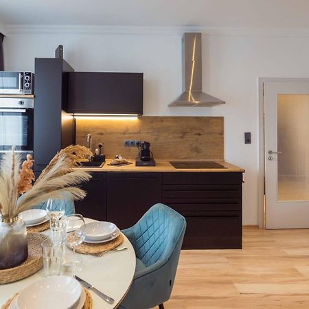 Schillerapartment Hof, Kueche, 24H Digital-Checkin, Parkplatz, Wlan250Mbit Hof  Dış mekan fotoğraf