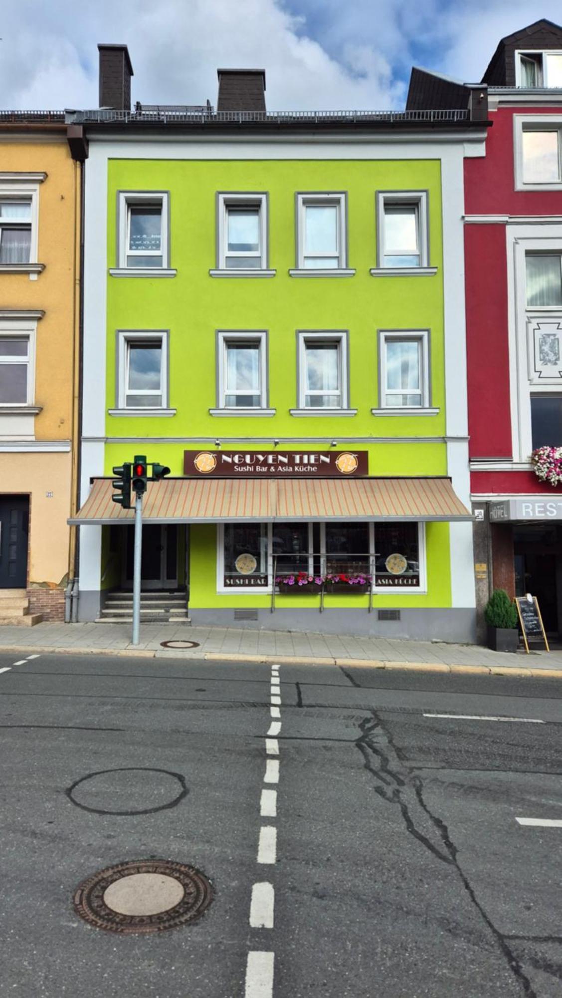 Schillerapartment Hof, Kueche, 24H Digital-Checkin, Parkplatz, Wlan250Mbit Hof  Dış mekan fotoğraf