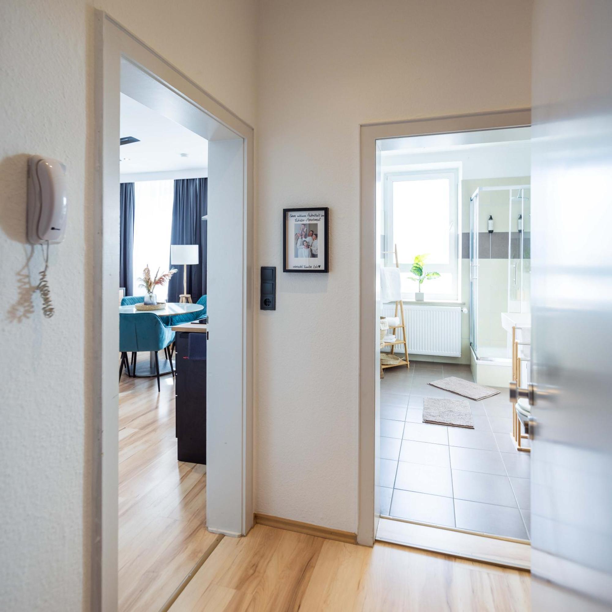 Schillerapartment Hof, Kueche, 24H Digital-Checkin, Parkplatz, Wlan250Mbit Hof  Dış mekan fotoğraf