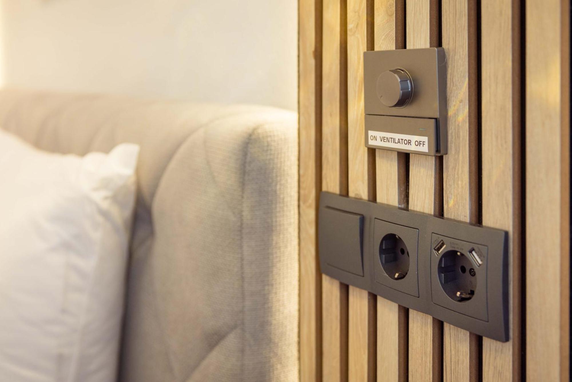 Schillerapartment Hof, Kueche, 24H Digital-Checkin, Parkplatz, Wlan250Mbit Hof  Dış mekan fotoğraf